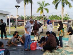 Dinas PUPR Potong 9 Ekor Sapi, Bagikan Ratusan Kantong Daging Korban ke Masyarakat