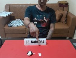 Tim Ojoloyo Polres Kampar Grebek Pelaku Narkoba di Rumahnya
