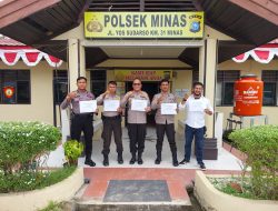Berhasil Ungkap Sejumlah Kasus Pencurian di PT PHR, Polsek Minas Polres Siak Polda Riau dan jajaran Terima Penghargaan