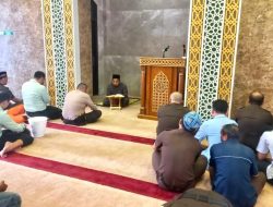 Tausyiah Ba’da Zuhur Kejati Riau Diisi Ustad Chairul Ichwan