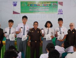 Kejati Riau Gelar Penyuluhan Hukum Jaksa Masuk Sekolah (JMS) di SMA Santo Tarcis Dumai