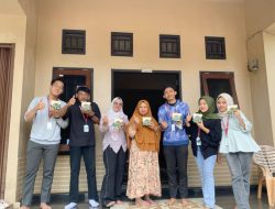 Mahasiswa KKN UMRI dan Mitra UMKM Desa Sibabat Perkuat Kolaborasi dengan UMKM Dodol di Pekan Heran Inhu